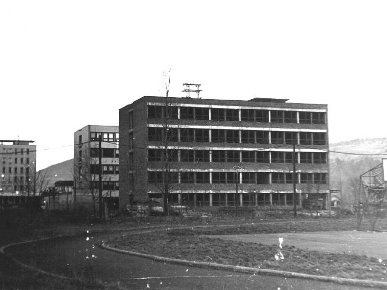 Historická fotografia školy